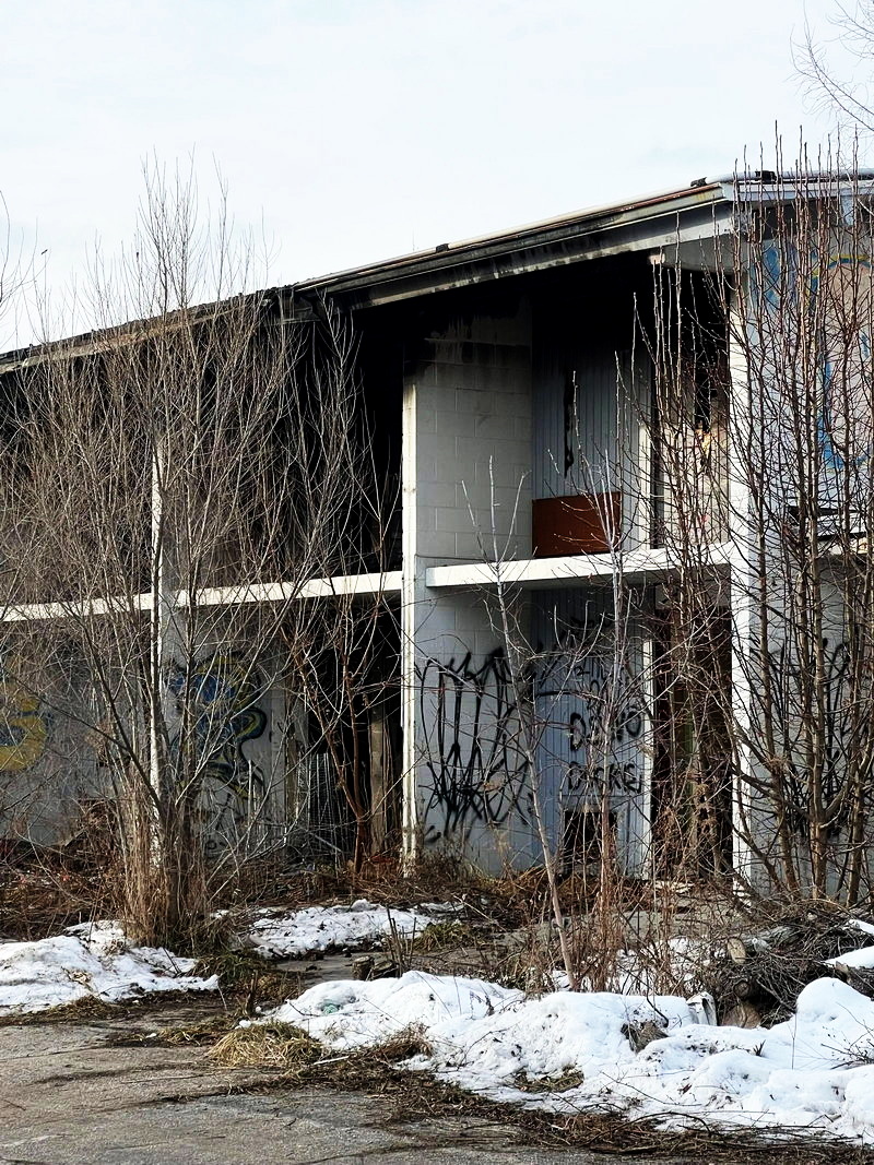 Howard Johnsons (Best Inn) - From Web (newer photo)